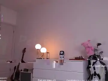 Chaturbate Live Porn of petitebrat