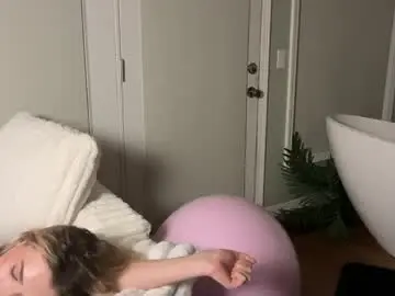 Chaturbate Live Porn of ellalowe