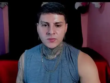 Chaturbate Adult Video Chat of johny_multicum