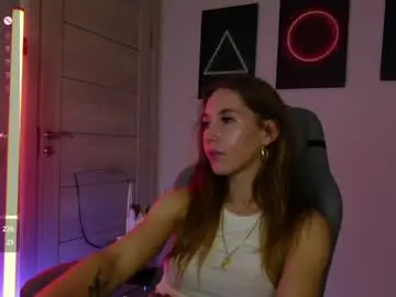 Chaturbate Best live sex cam show of agelina_summer