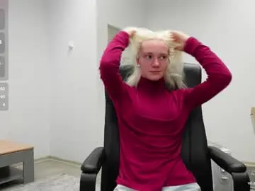 Chaturbate Live Porn of agelina_summer