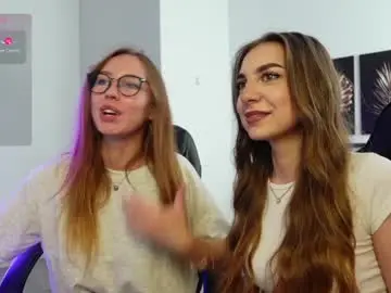 Chaturbate Best live sex cam show of agelina_summer