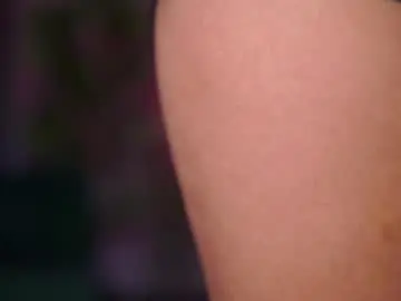 Chaturbate Live Sex Cam of ginavalentinna