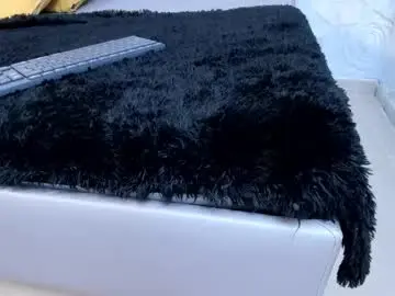 Chaturbate Live Porn of myinnocentwhore