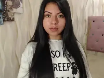 Chaturbate Live Sex Cam of karolineburnx