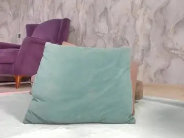 Chaturbate Live Sex Cam of _miss_strawberry_