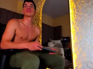 Chaturbate Adult Webcam of benjamin_more