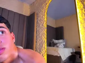 Chaturbate Private Sex Chat of benjamin_more