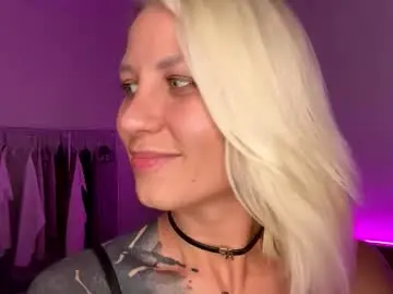 Chaturbate Adult Webcams of blondeheatxxx