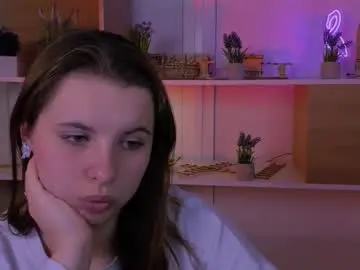 Chaturbate Free Live Porn of lola_swon