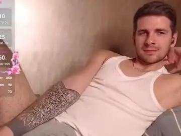 Chaturbate Live Sex Cam of mr_longboy