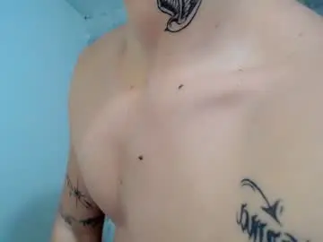 Chaturbate Watch Live Sex Cams of kiss_whitee