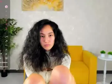 Chaturbate Free Porn Cam of yummy_lamii