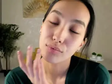 Chaturbate Live Sex of yummy_lamii