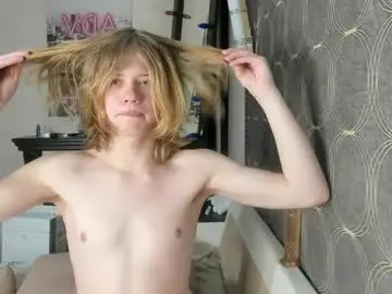 Chaturbate Live Sex Cam of andrew_bolden