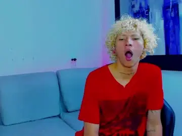 Chaturbate Best Webcam of ema__gold1