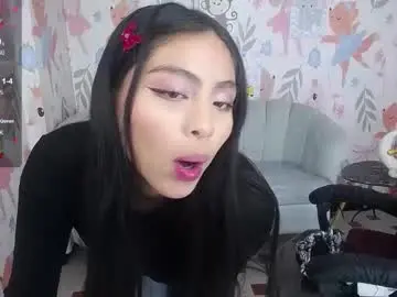 Chaturbate Free Porn Cam of little_angelina_v