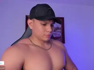 Chaturbate Adult Webcams of roy__constance