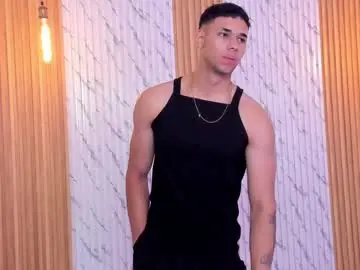 Chaturbate Adult Webcams of thomas_walker0