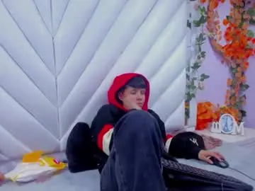 Chaturbate Free Porn Cam of bruno_cruz