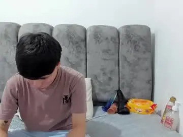 Chaturbate Best live sex cam show of bruno_cruz