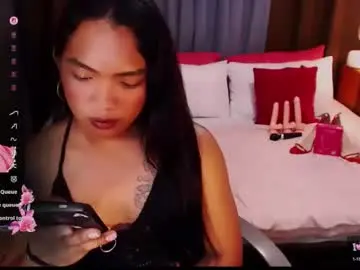 Chaturbate Live Sex Cam of fitfemme_anna