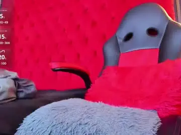 Chaturbate Live Sex Cam of george_bigcock24cm