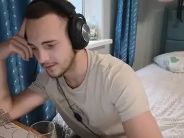 Chaturbate Sex Cam of golden_boyyy21