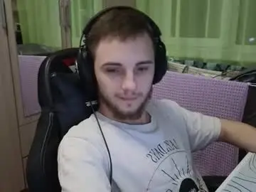 Chaturbate Sex Cam of golden_boyyy21