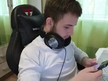 Chaturbate Adult Webcam of golden_boyyy21