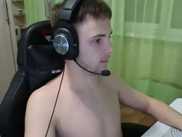 Chaturbate Best live sex cam show of golden_boyyy21