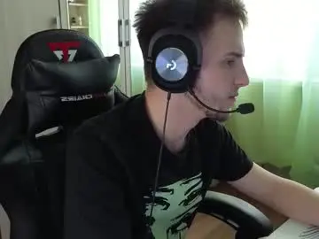 Chaturbate Sex Chat of golden_boyyy21