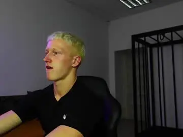 Chaturbate Live Porn of jacob_devon