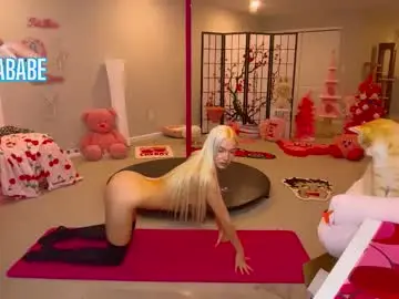 Chaturbate Free Live Porn of riababe