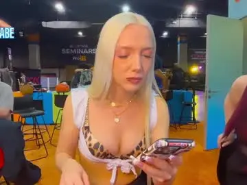 Chaturbate Adult Webcam of riababe