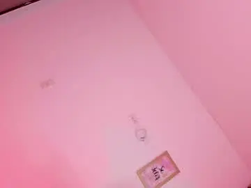 Chaturbate Live Sex Cam of sweet__giirl