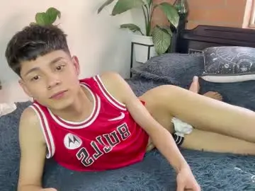 Chaturbate Live Sex of andy_belier