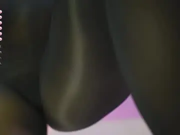 Chaturbate Sex Cam of mia_coliin