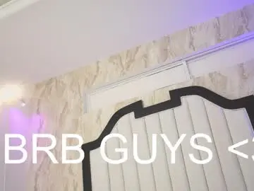 Chaturbate Watch Live Sex Cams of mia_coliin