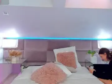 Chaturbate Live Sex Cam of miaamuse