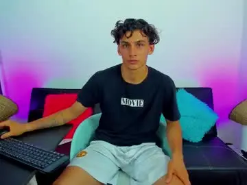 Chaturbate Watch Live Sex Cams of max_wild01