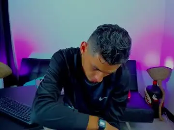 Chaturbate Free Live Porn of max_wild01