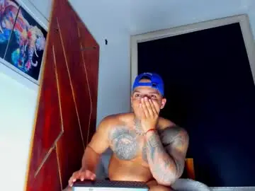 Chaturbate Watch Live Sex Cams of aquiles_elpapi