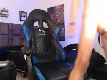 Chaturbate Best live sex cam show of dann_brown