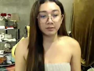 Chaturbate Live Sex of pia_worthsback