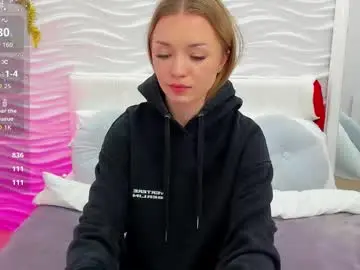 Chaturbate Adult Video Chat of ollyvirg