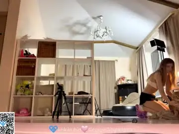 Chaturbate Watch Live Sex Cams of chloe_show