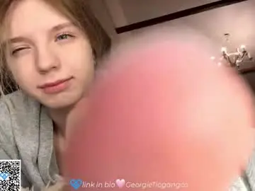 Chaturbate Best live sex cam show of chloe_show