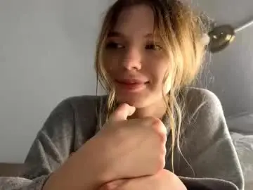 Chaturbate Nude Webcam of chloe_show