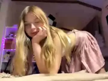 Chaturbate Best live sex cam show of chloe_show